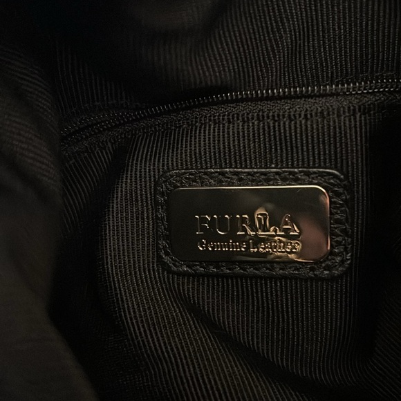 Furla Black pebbled leather two way handbag shoulder bag - Picture 12 of 16